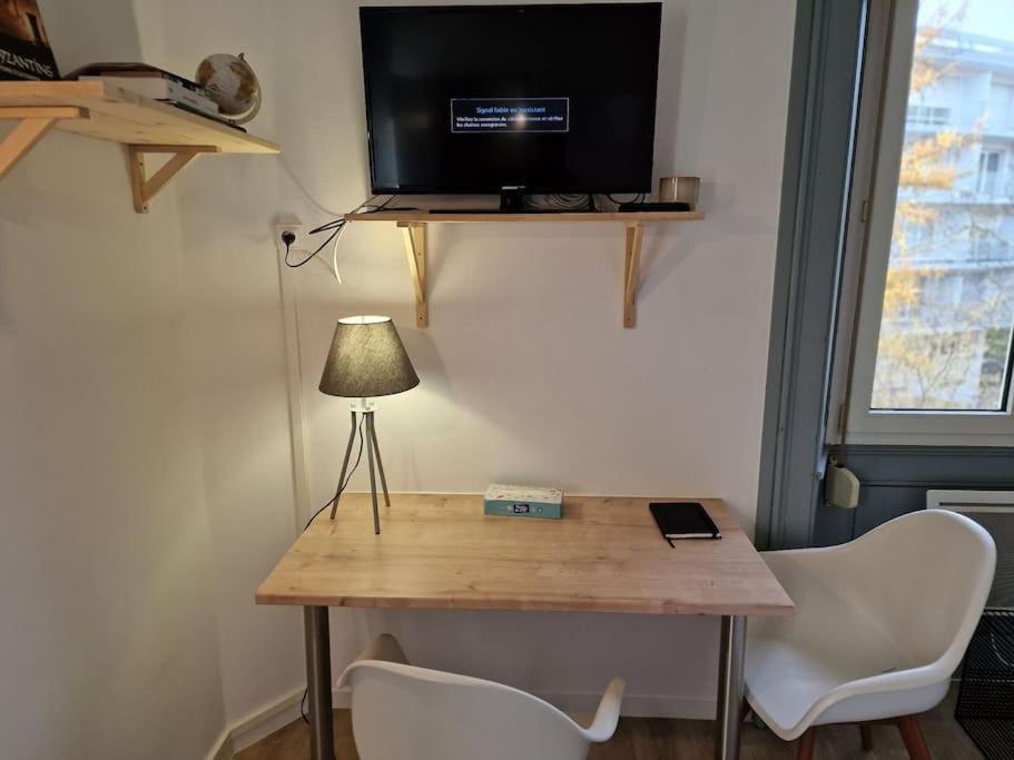 "Le Bisontin", Studio Cosy Au Calme, Proche De La Gare Besancon Ngoại thất bức ảnh